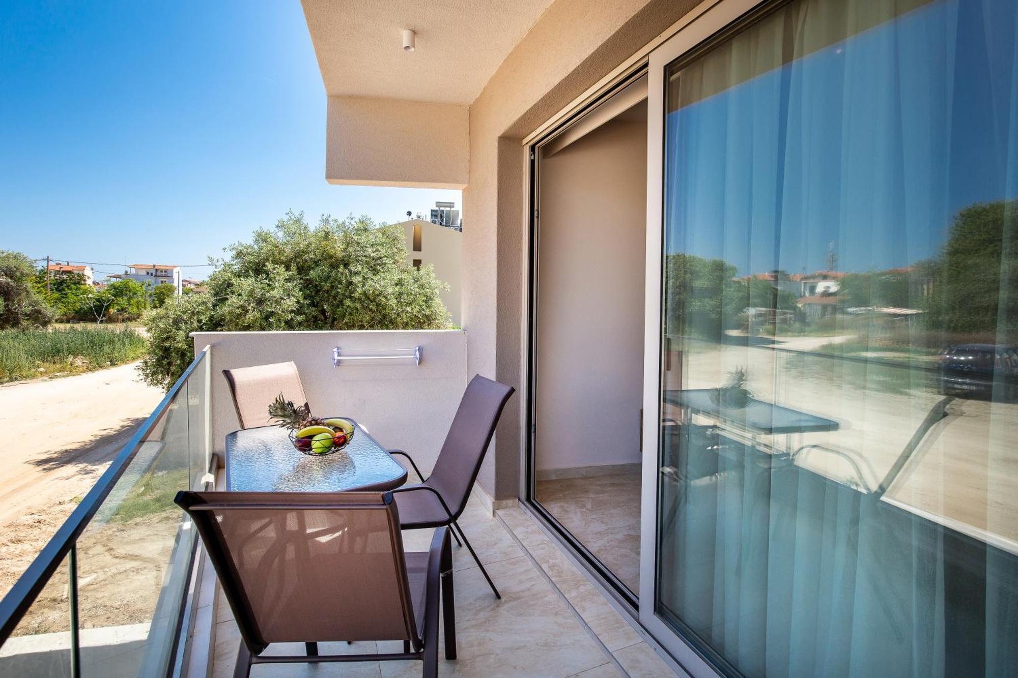 Diamela Apartments Лименария Екстериор снимка